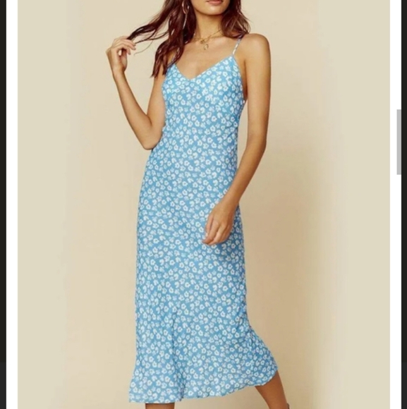 Blue Life Dresses & Skirts - Blue Life Tessa Split Dress (in Black)